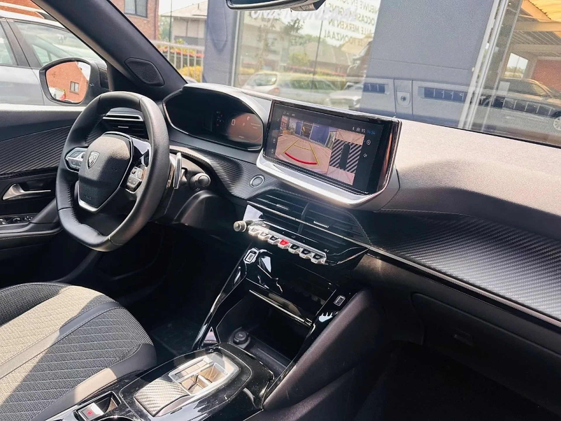 Peugeot 2008 Allure Mild Hybrid, foto 7