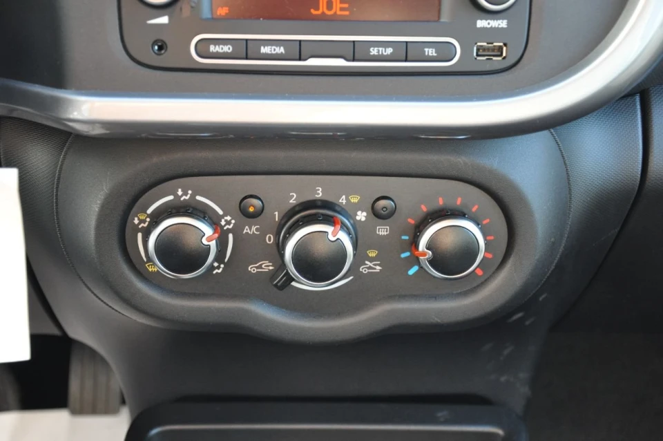 Renault Twingo Limited, foto 17