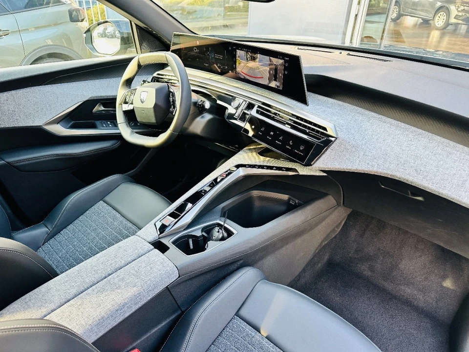 Peugeot 5008 Hybrid 136 Allure, foto 11